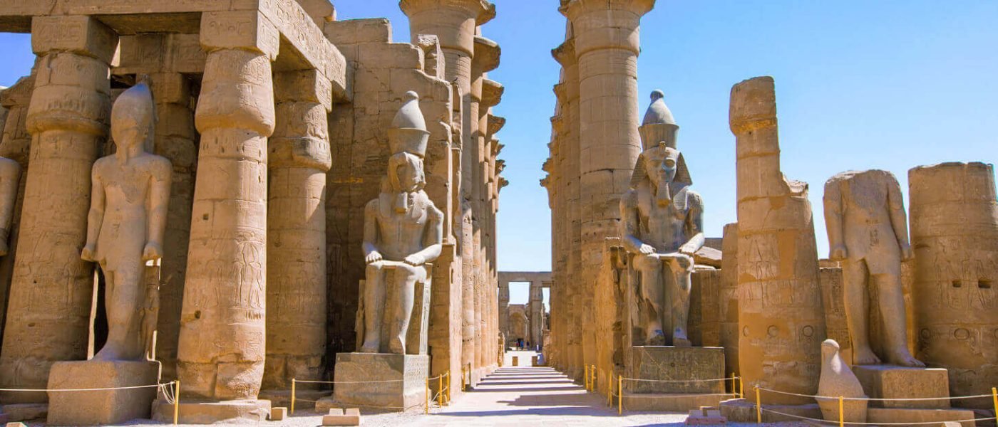 The-wonderful-statues-in-front-of-the-entrance-to-Luxor-Temple
