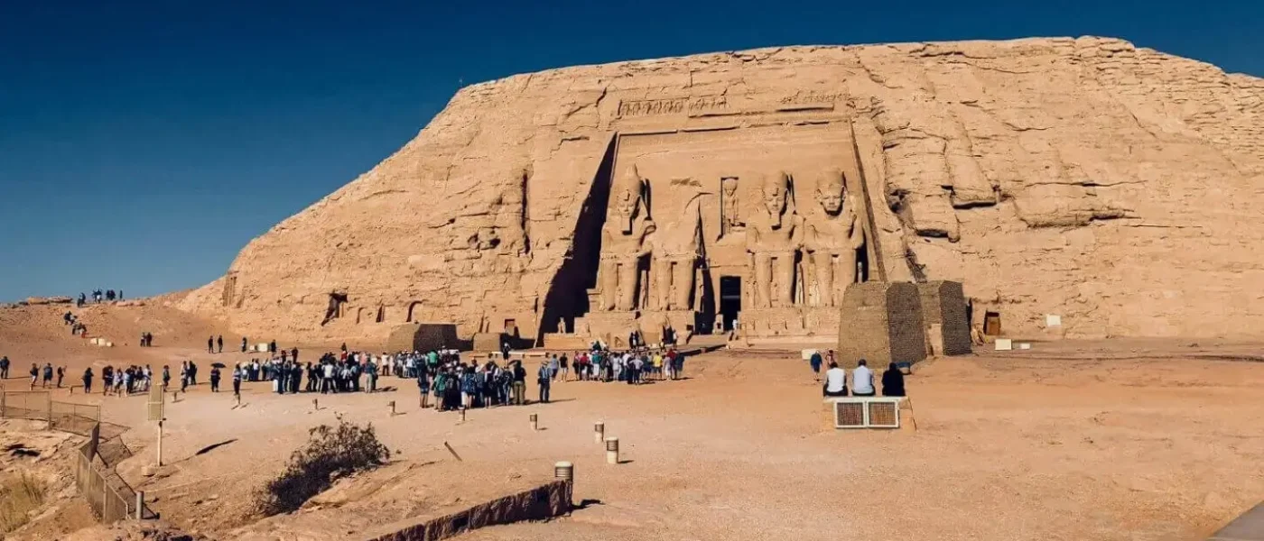 A-visit-to-the-great-abu-simbel-temple.
